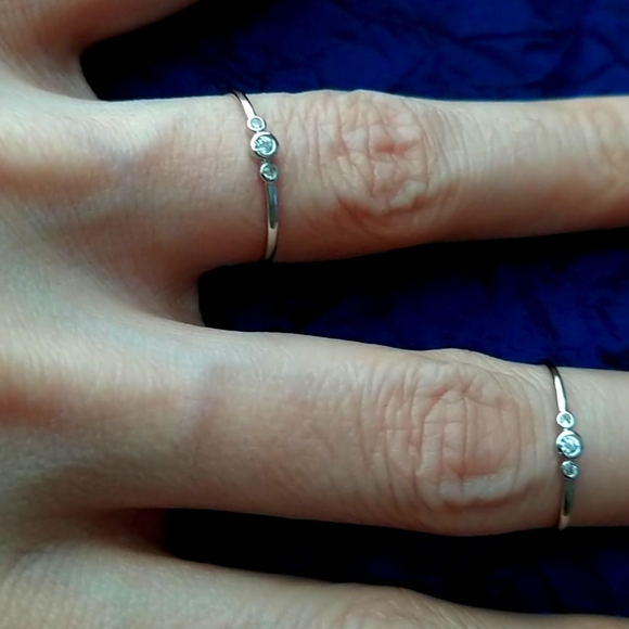 3 White Rhodium Stackable rings 5 - Picture 7 of 8